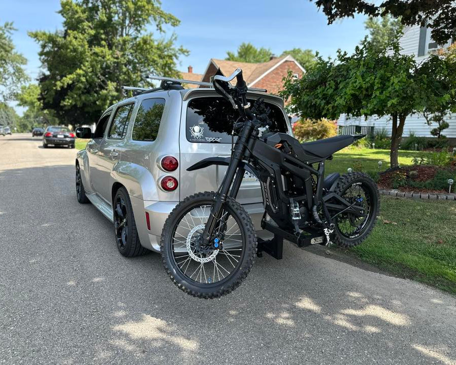 talaria sting mx5 velocity volts emoto hitch carrier on a sedan