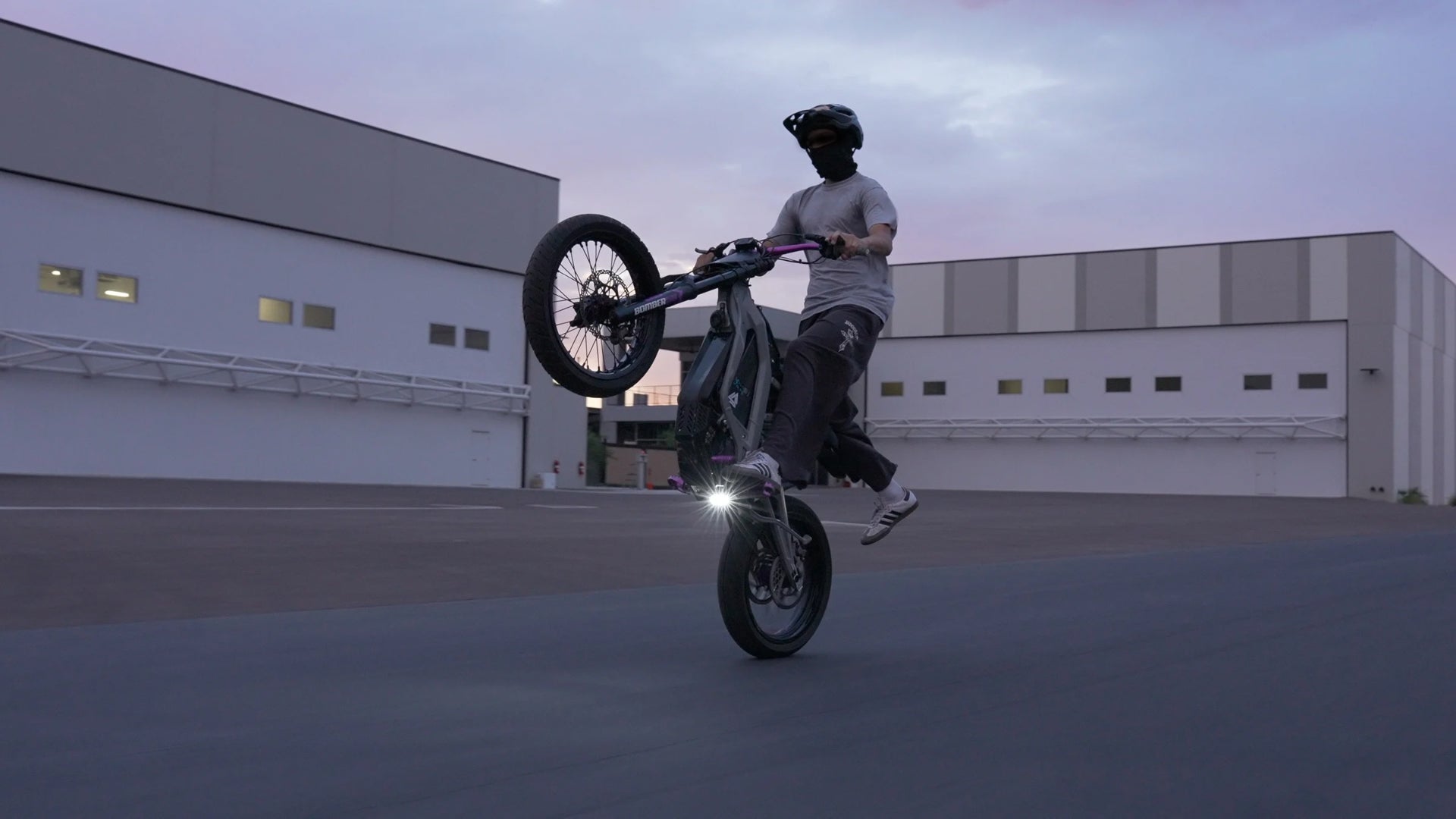 Wheelie Light Peg Brace for Surron E Ride Pro Talaria